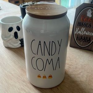 NWT Rae’s Dunn Candy Coma canister with candy corns